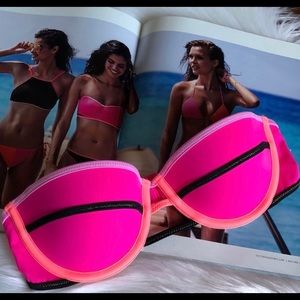 Victoria’s Secret bikini [top only]